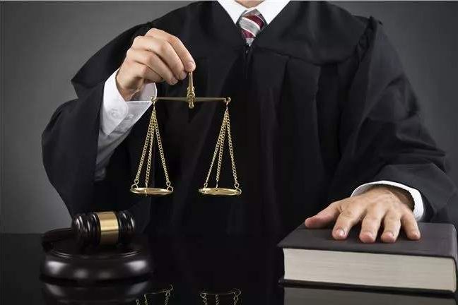 法院：應簽未簽無固定期合同二倍工資罰則主張，時效按月分段計算